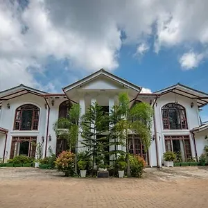 The Richmond House Guest house Kandy